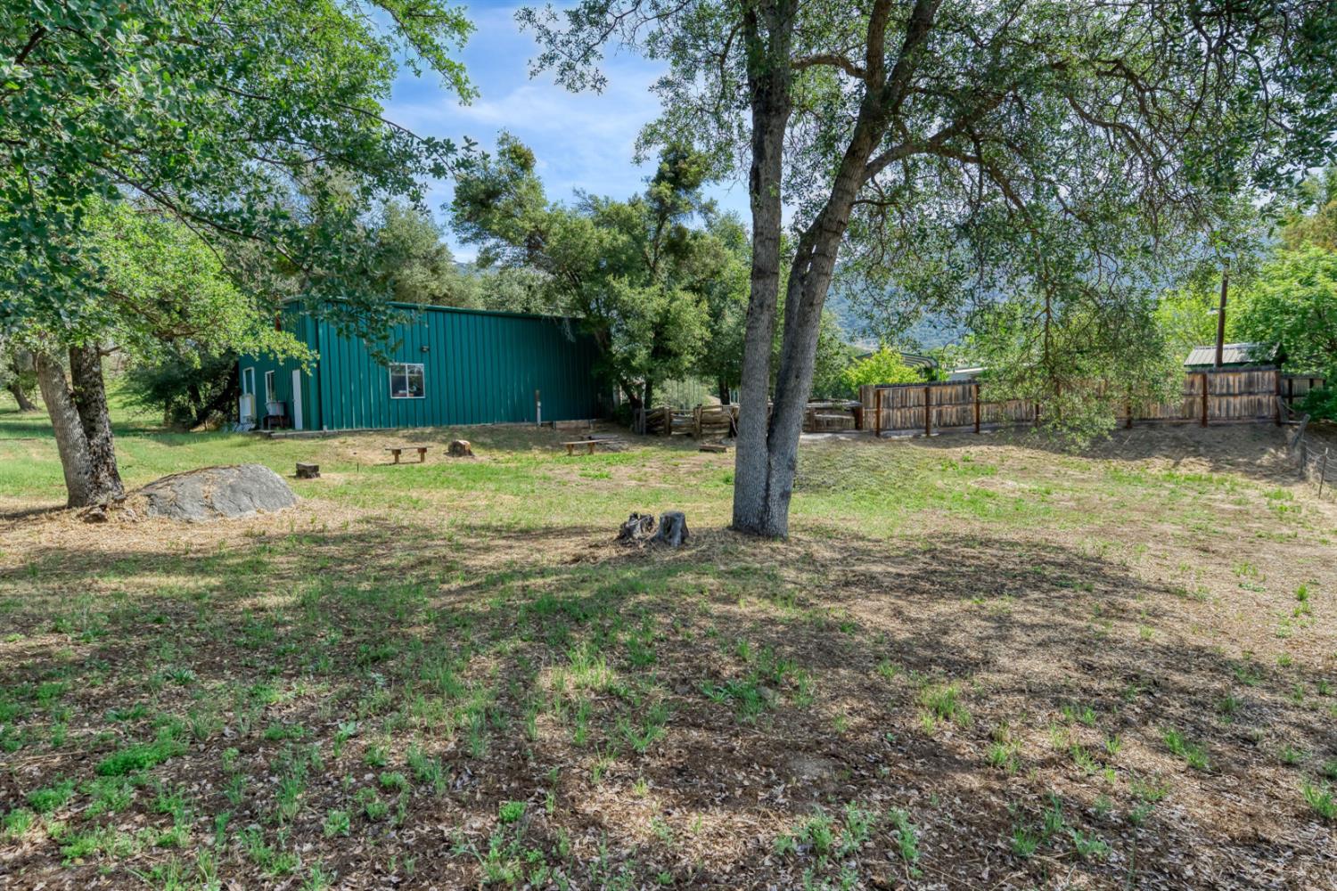 28242 Tollhouse Rd, Tollhouse, CA 93667