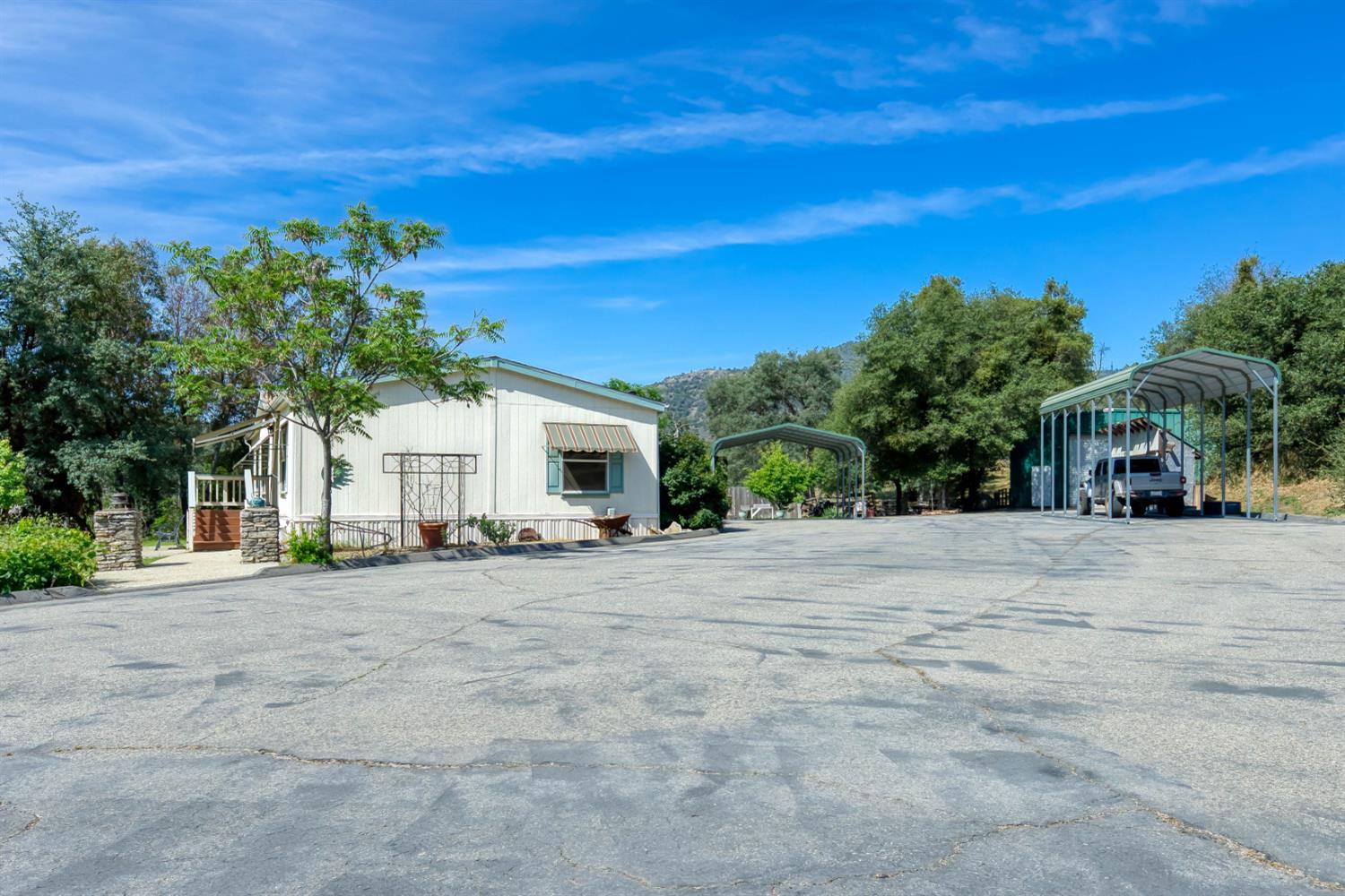 28242 Tollhouse Rd, Tollhouse, CA 93667