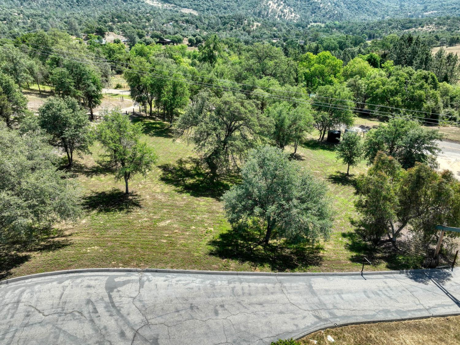 28242 Tollhouse Rd, Tollhouse, CA 93667