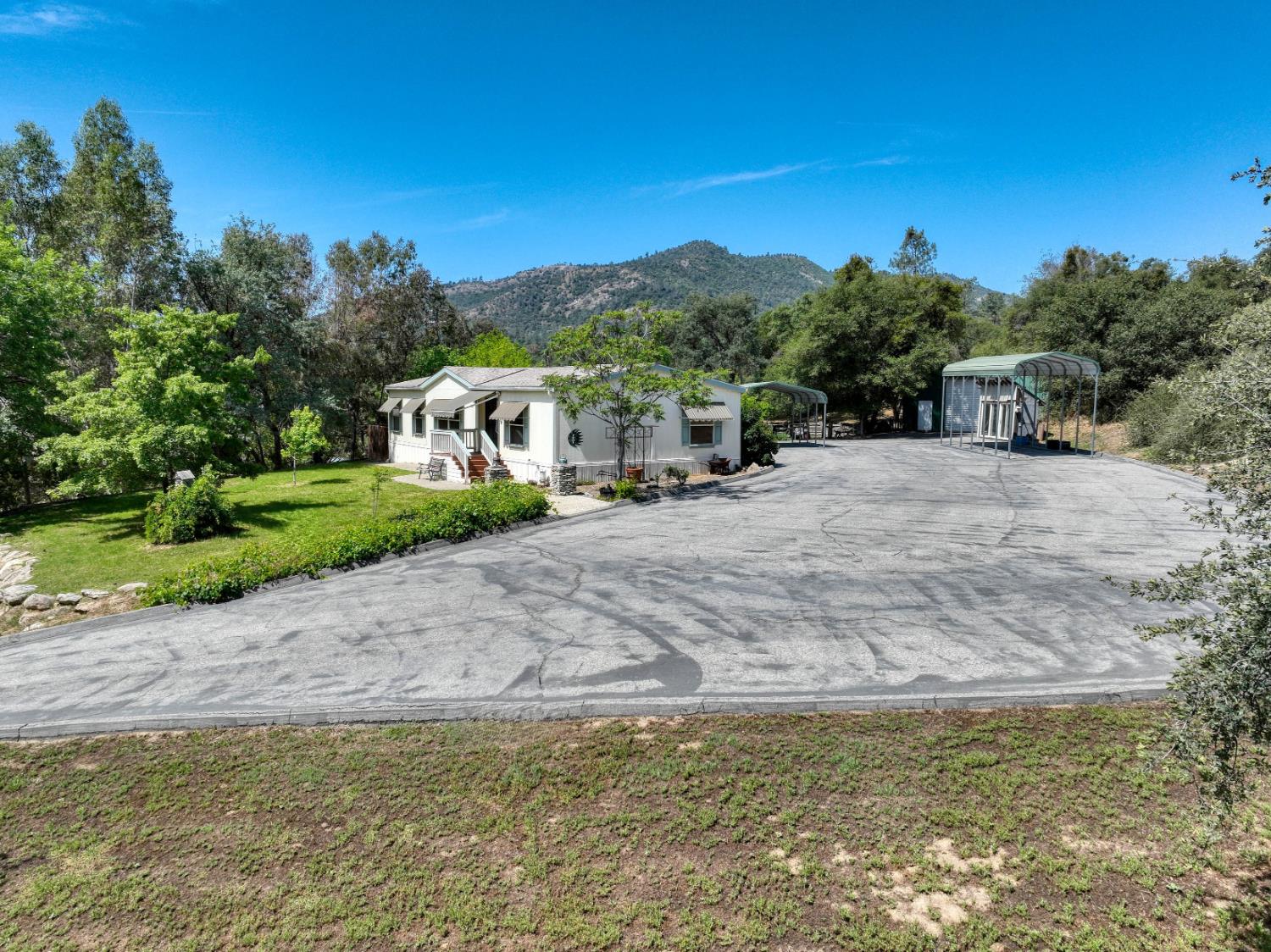 28242 Tollhouse Rd, Tollhouse, CA 93667