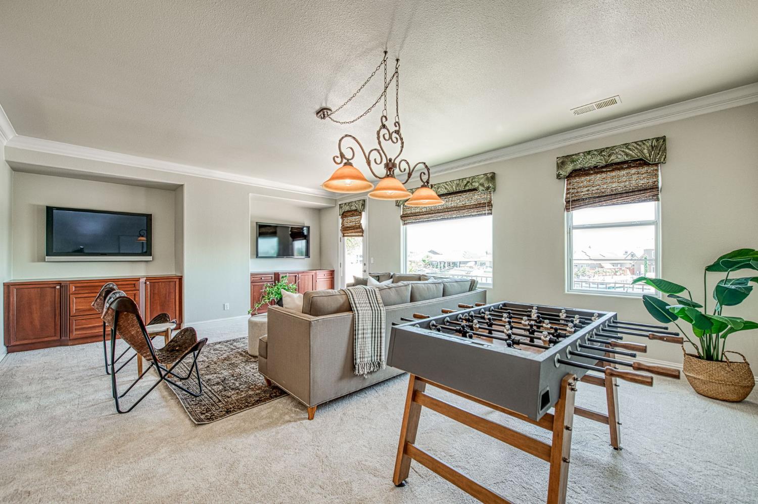 10745 E Landmark Way, Clovis, CA 93619