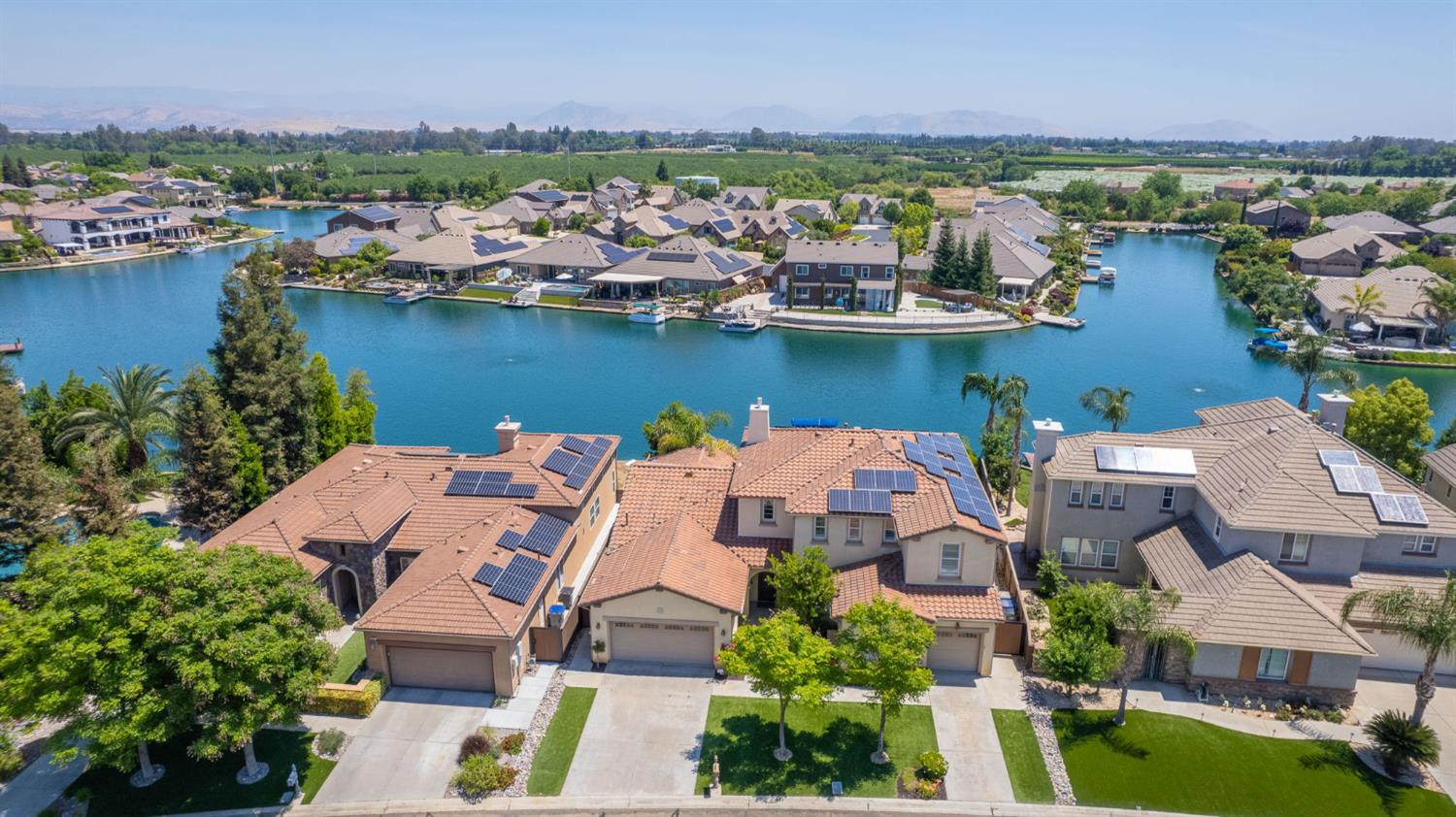 10745 E Landmark Way, Clovis, CA 93619