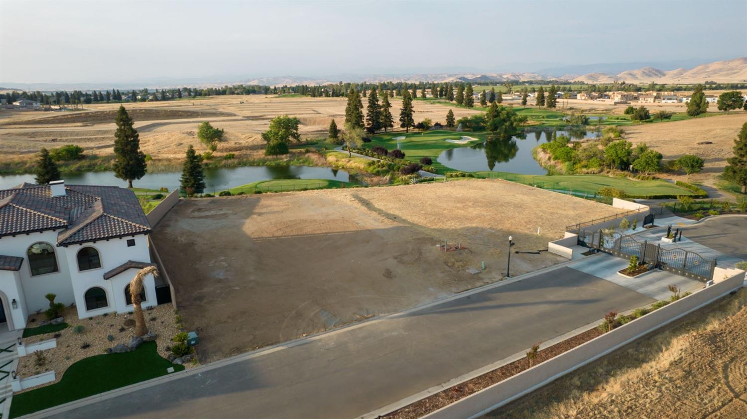 2490 E Copper Ridge Drive, Fresno, CA 93730