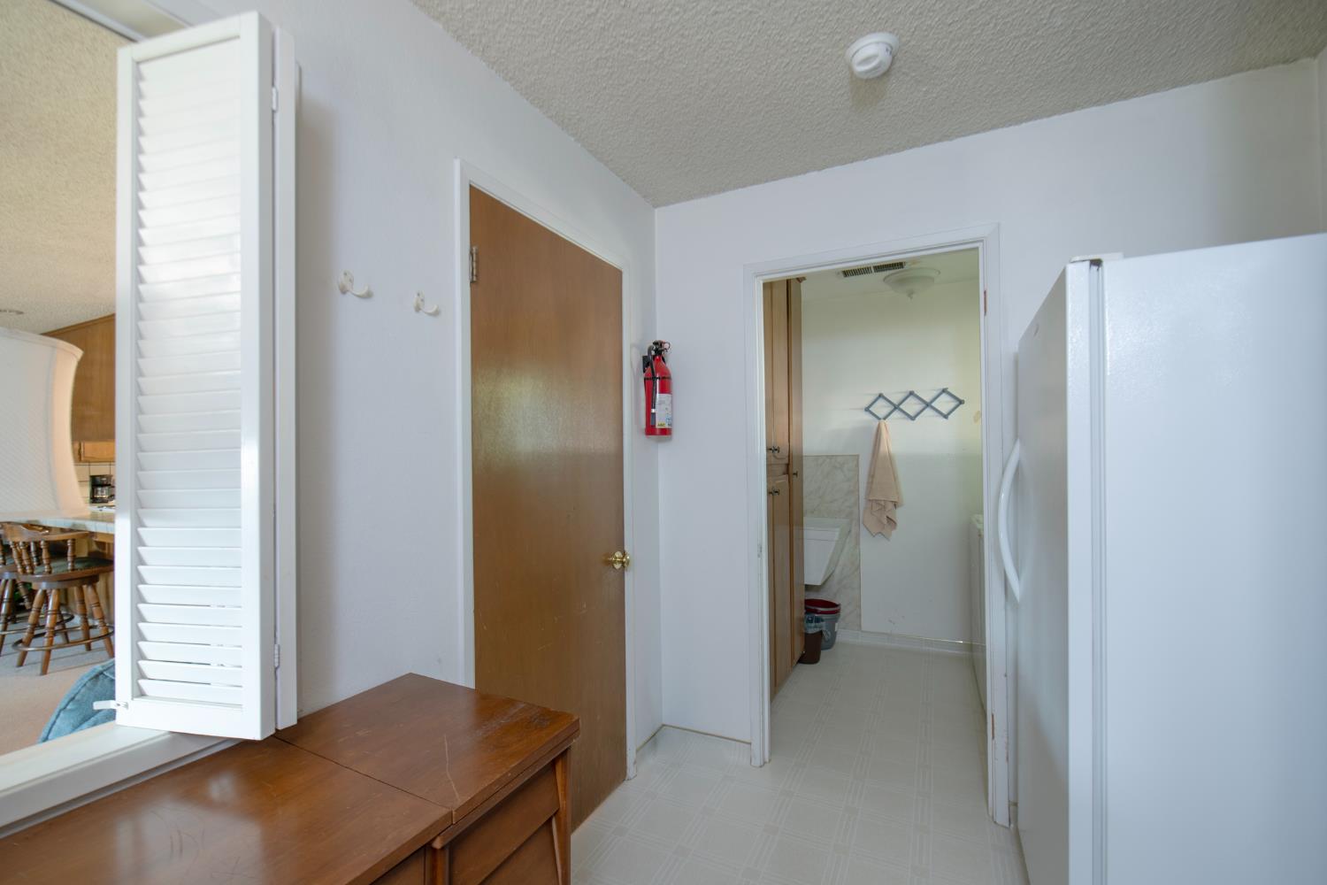 8294 E Hedges Ave, Fresno, CA 93737