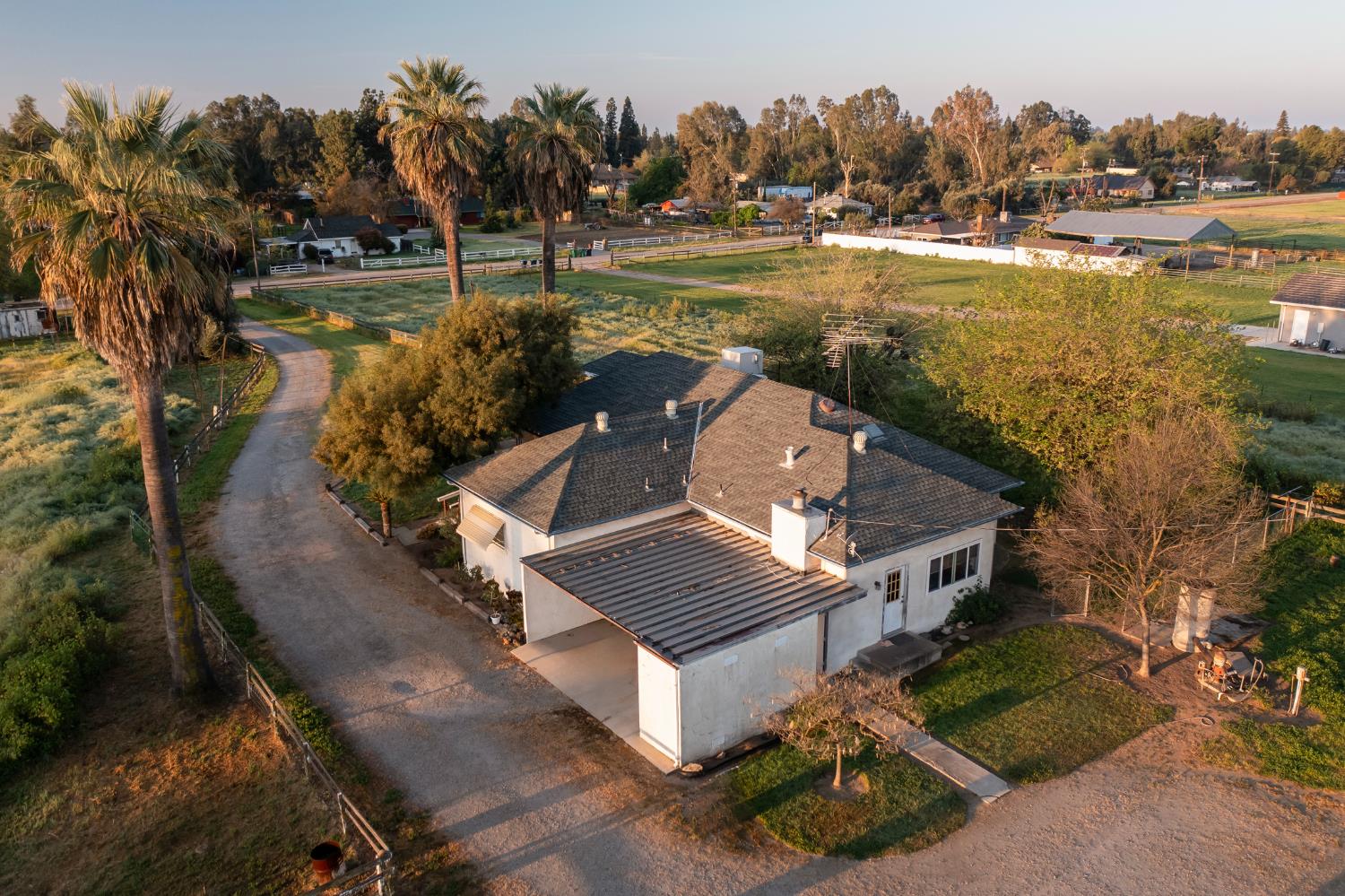 8294 E Hedges Ave, Fresno, CA 93737