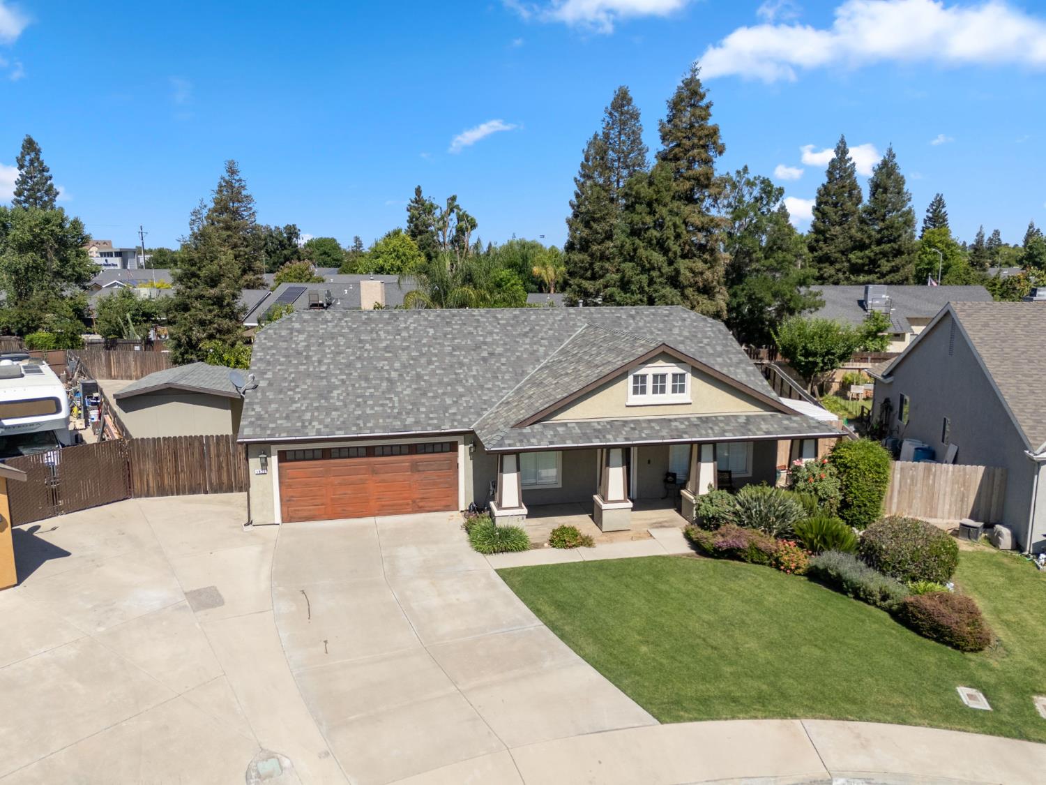 1826 Avenue C, Kingsburg, CA 93631