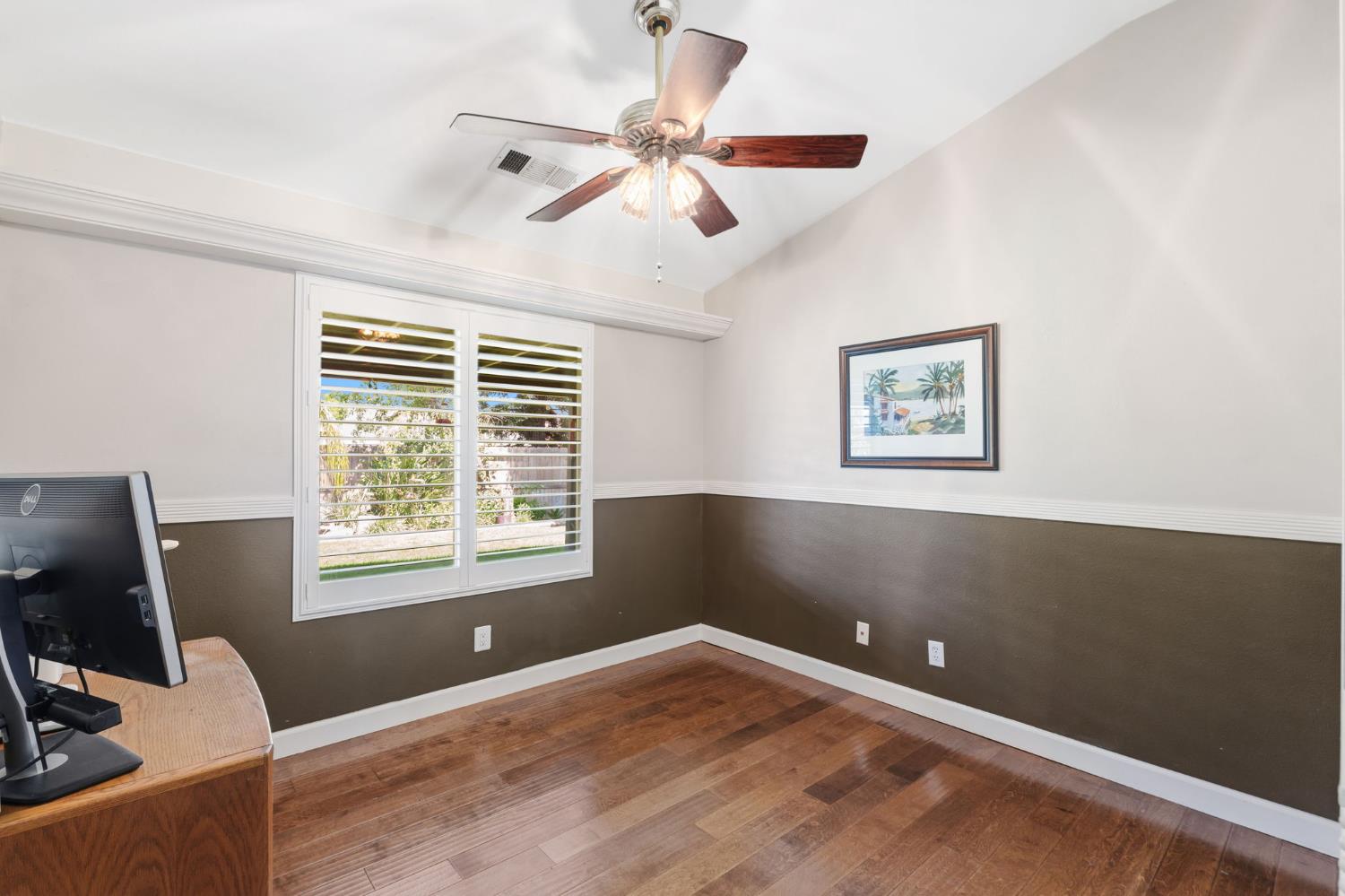 1826 Avenue C, Kingsburg, CA 93631