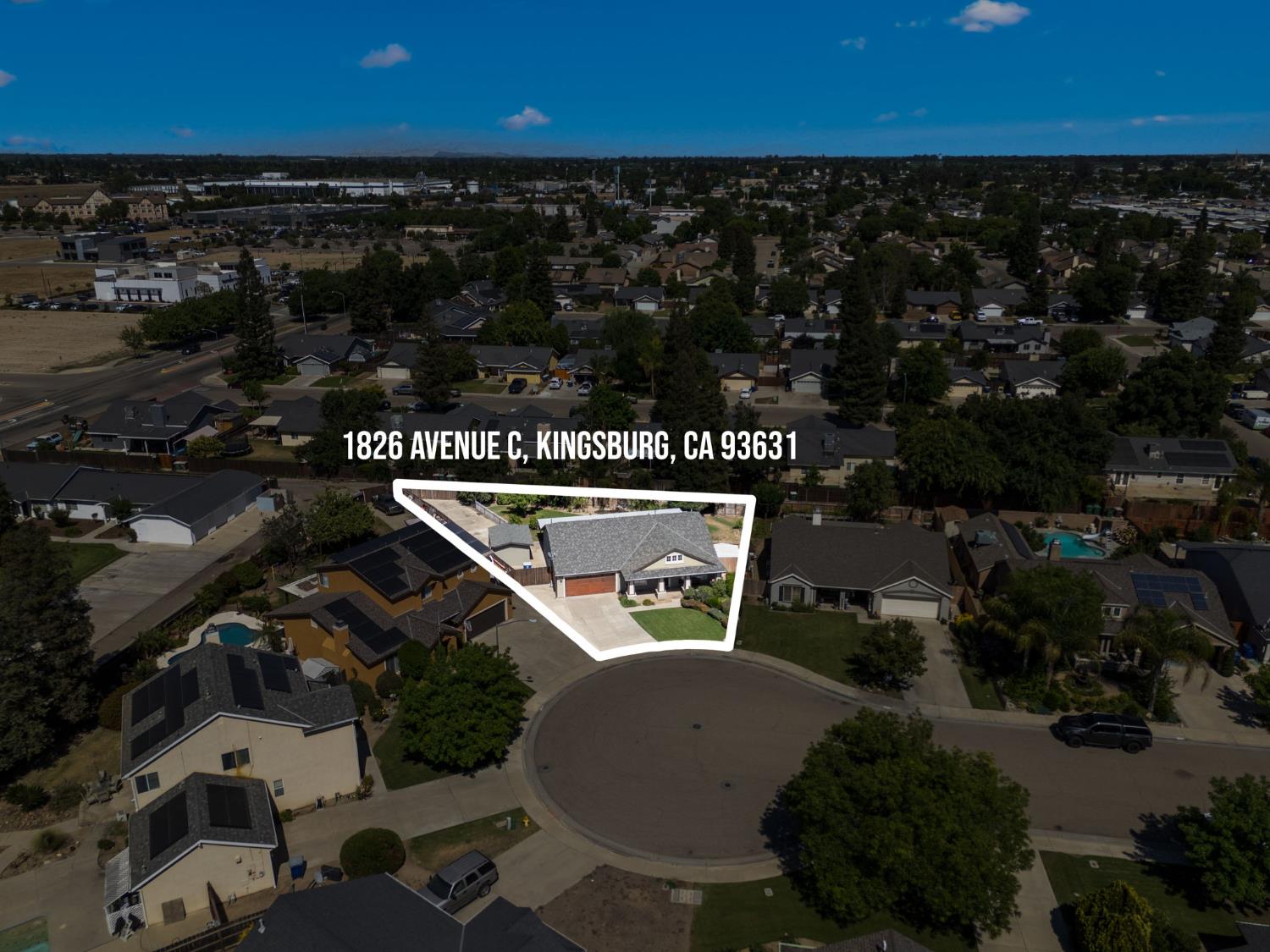 1826 Avenue C, Kingsburg, CA 93631