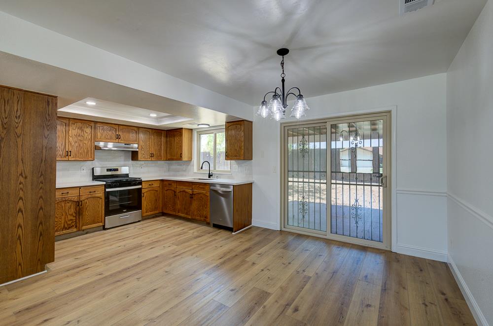 3221 N Hanover Ave, Fresno, CA 93722