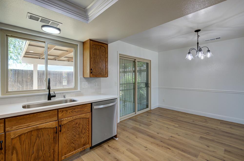3221 N Hanover Ave, Fresno, CA 93722