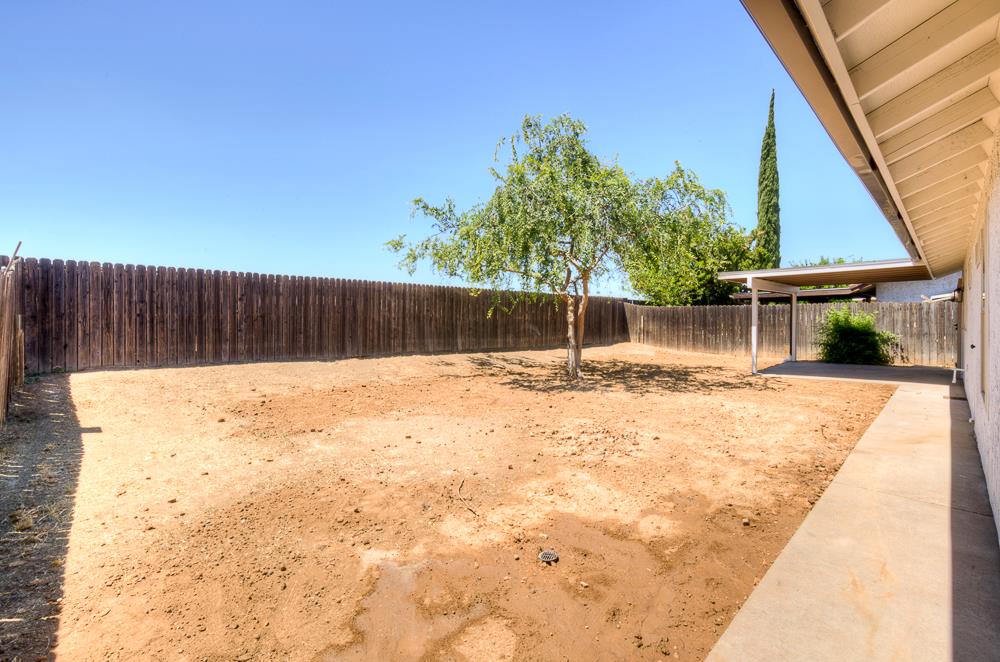3221 N Hanover Ave, Fresno, CA 93722