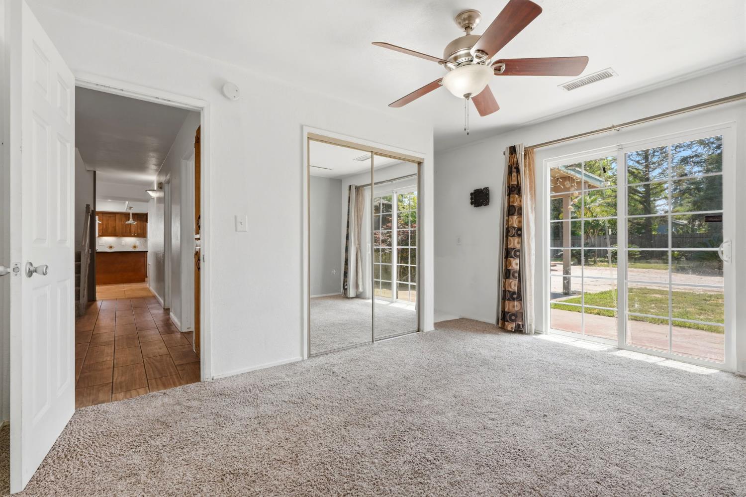 247 E Kennedy Ave, Tulare, CA 93274