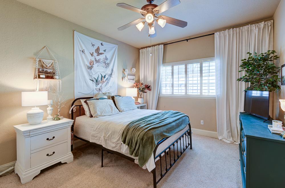 8153 N Cedar Ave #126, Fresno, CA 93720