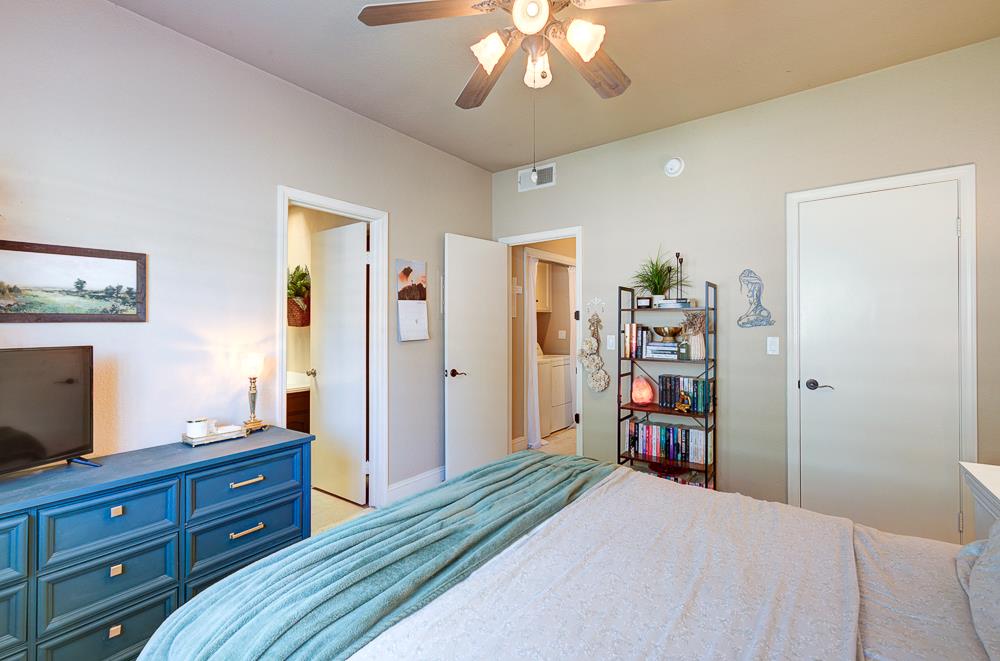 8153 N Cedar Ave #126, Fresno, CA 93720