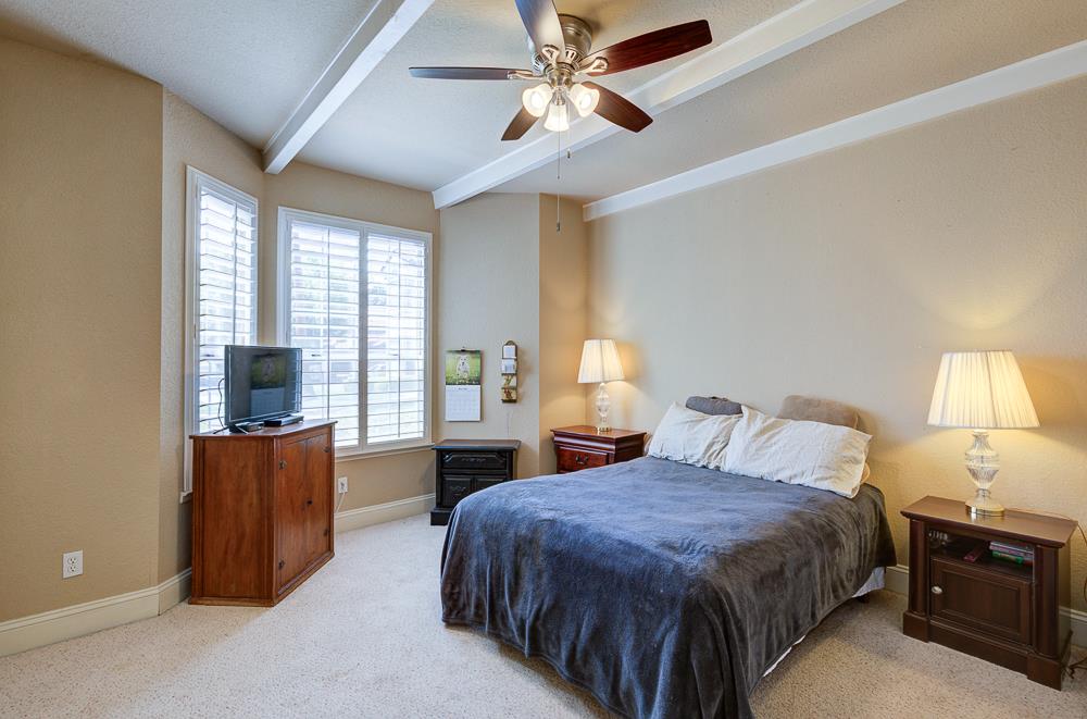 8153 N Cedar Ave #126, Fresno, CA 93720