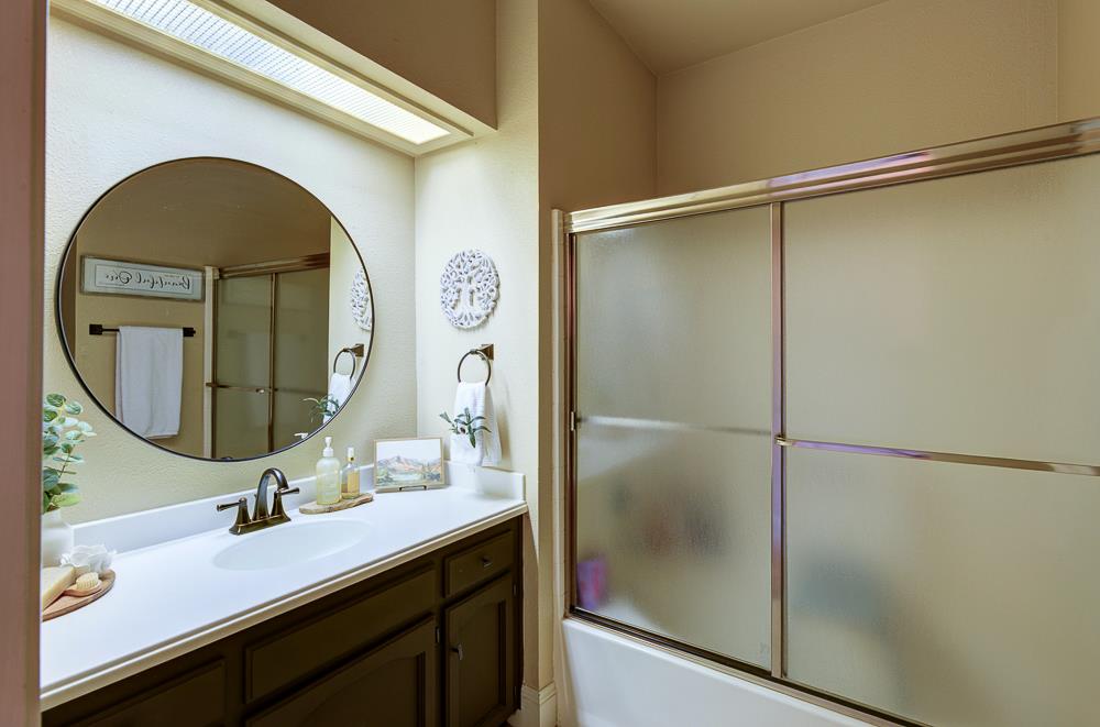 8153 N Cedar Ave #126, Fresno, CA 93720