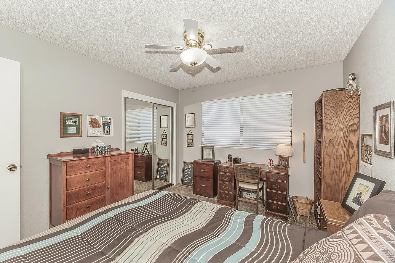 833 E El Paso Ave N, Fresno, CA 93720