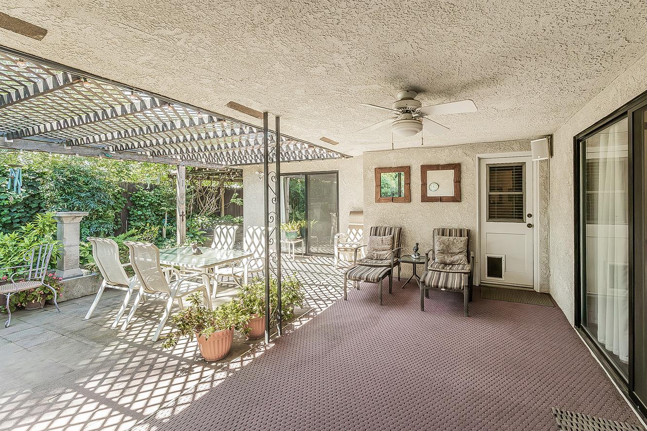 833 E El Paso Ave N, Fresno, CA 93720