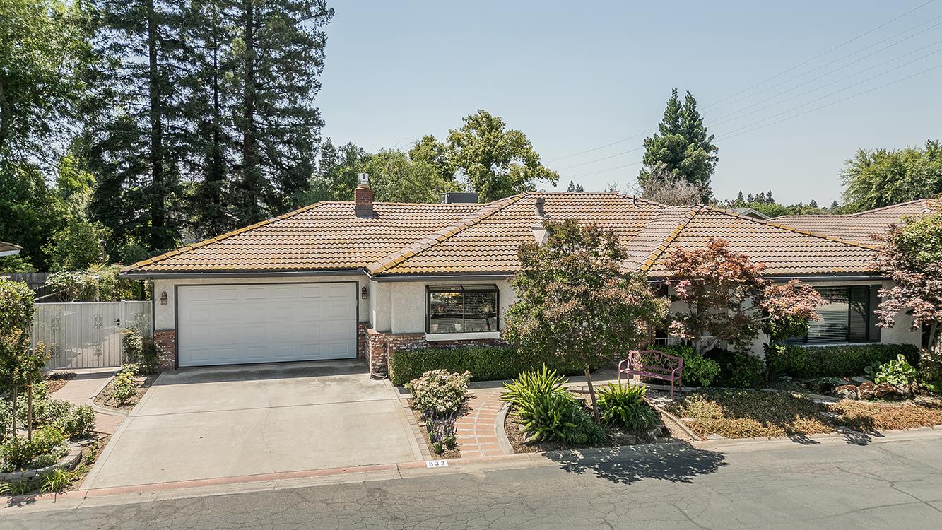 833 E El Paso Ave N, Fresno, CA 93720