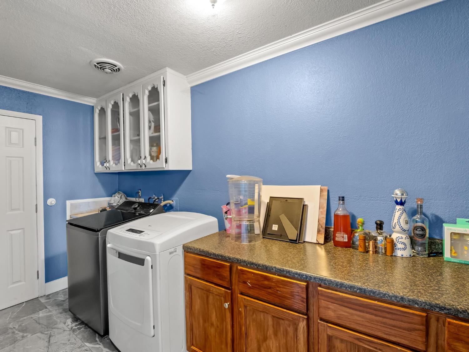 6110 W Nebraska Ave, Caruthers, CA 93609