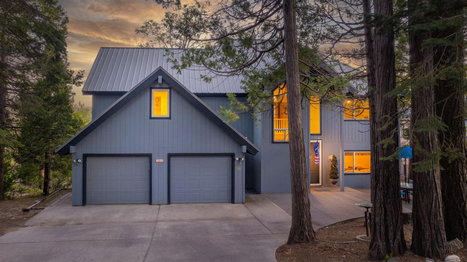 39649 Crest Point Ln, Shaver Lake, CA 93664