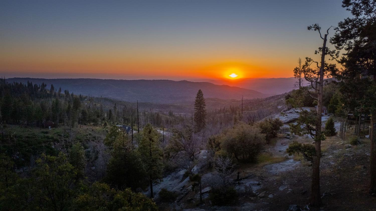 39649 Crest Point Ln, Shaver Lake, CA 93664