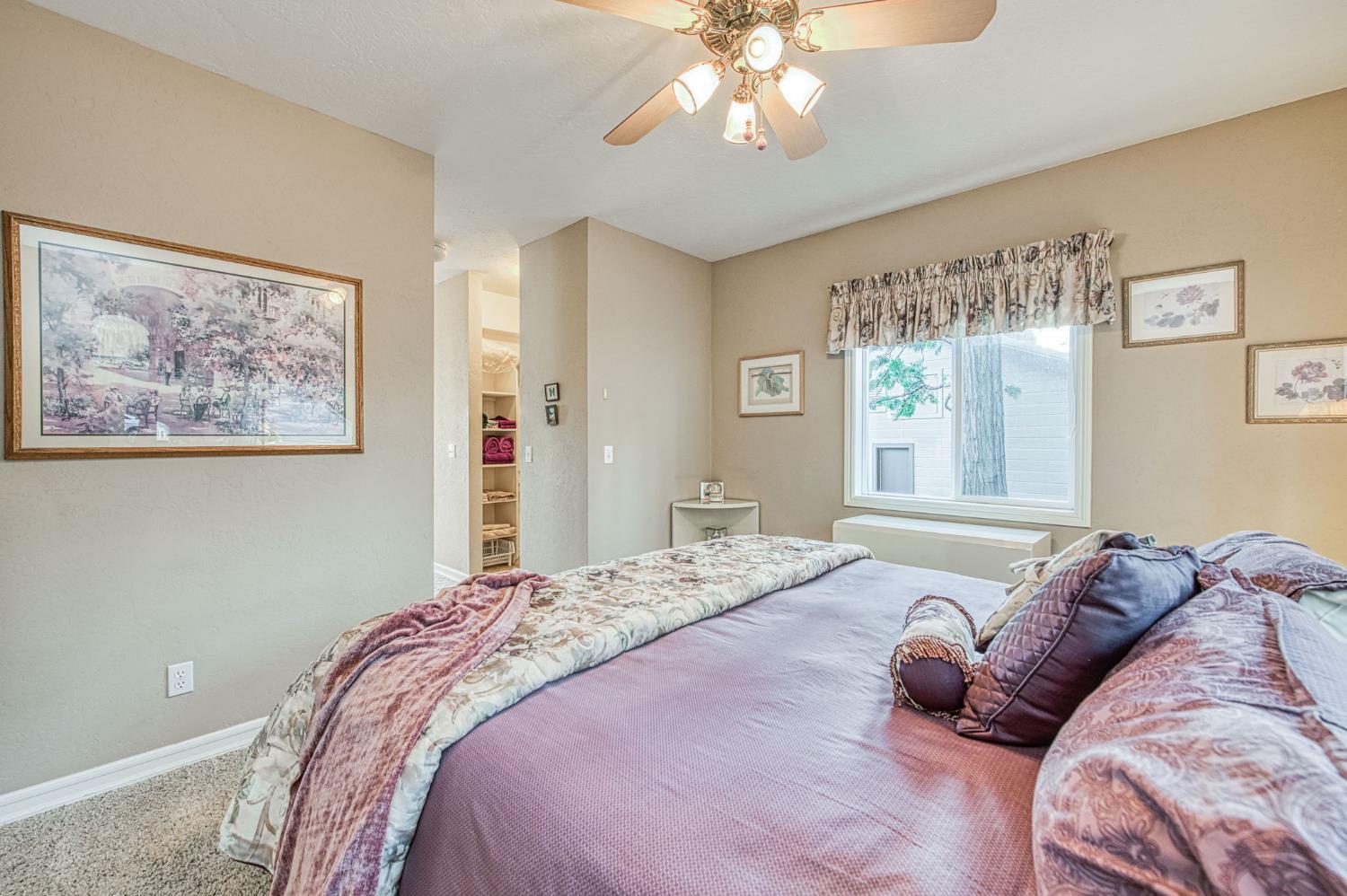 39649 Crest Point Ln, Shaver Lake, CA 93664
