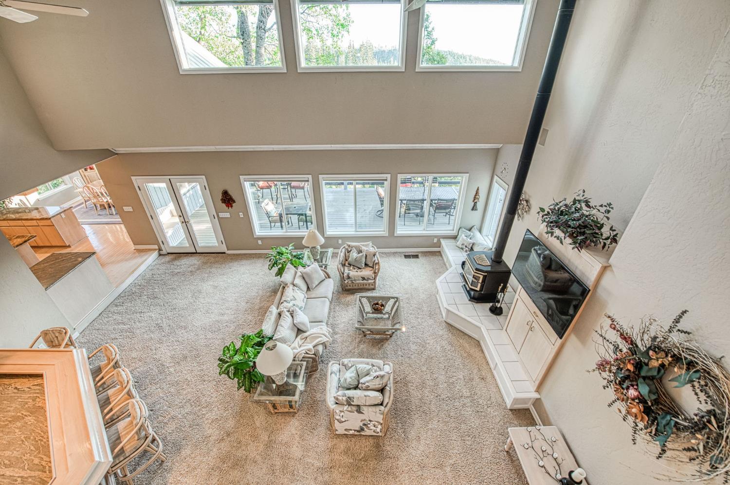 39649 Crest Point Ln, Shaver Lake, CA 93664