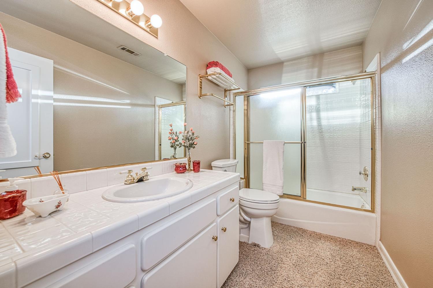 39649 Crest Point Ln, Shaver Lake, CA 93664