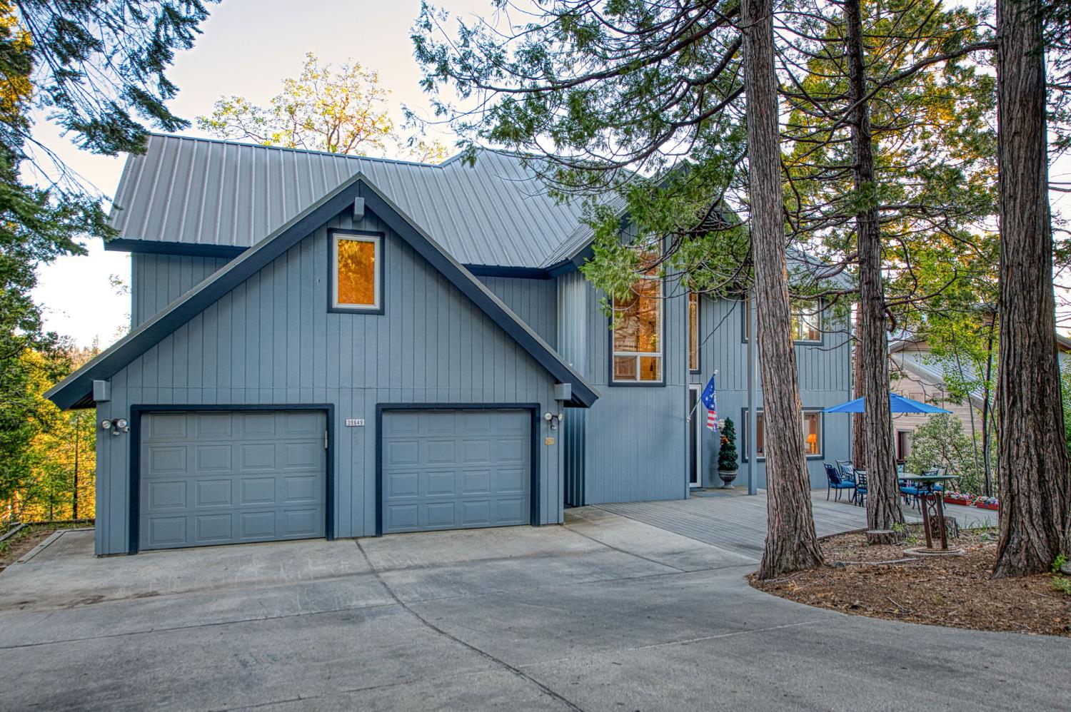 39649 Crest Point Ln, Shaver Lake, CA 93664