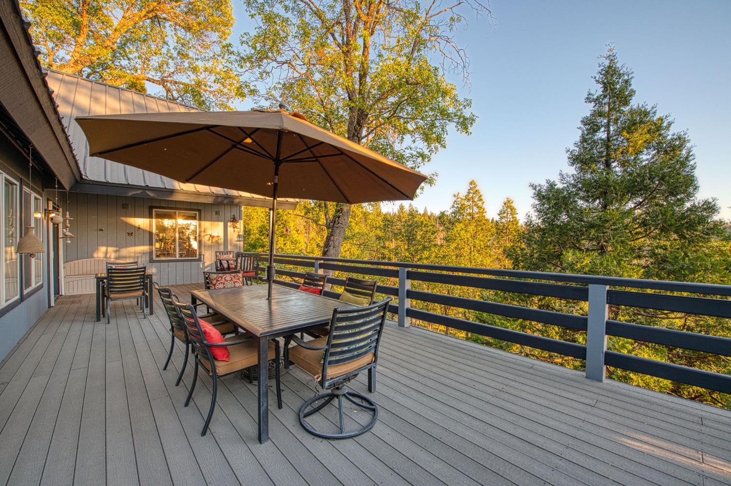 39649 Crest Point Ln, Shaver Lake, CA 93664