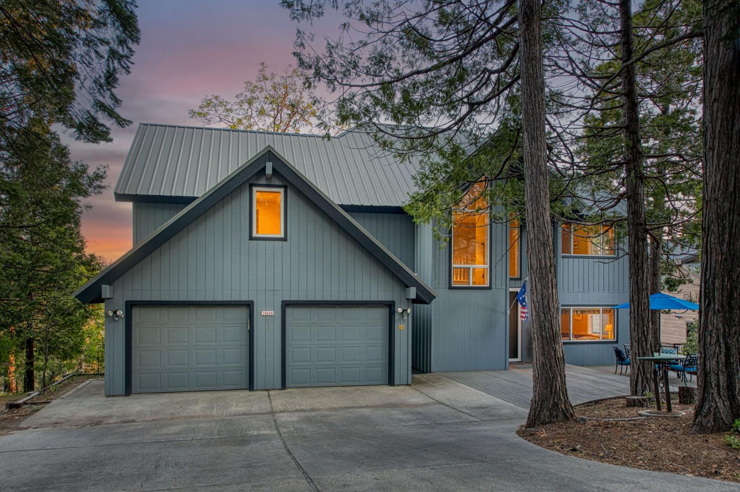 39649 Crest Point Ln, Shaver Lake, CA 93664