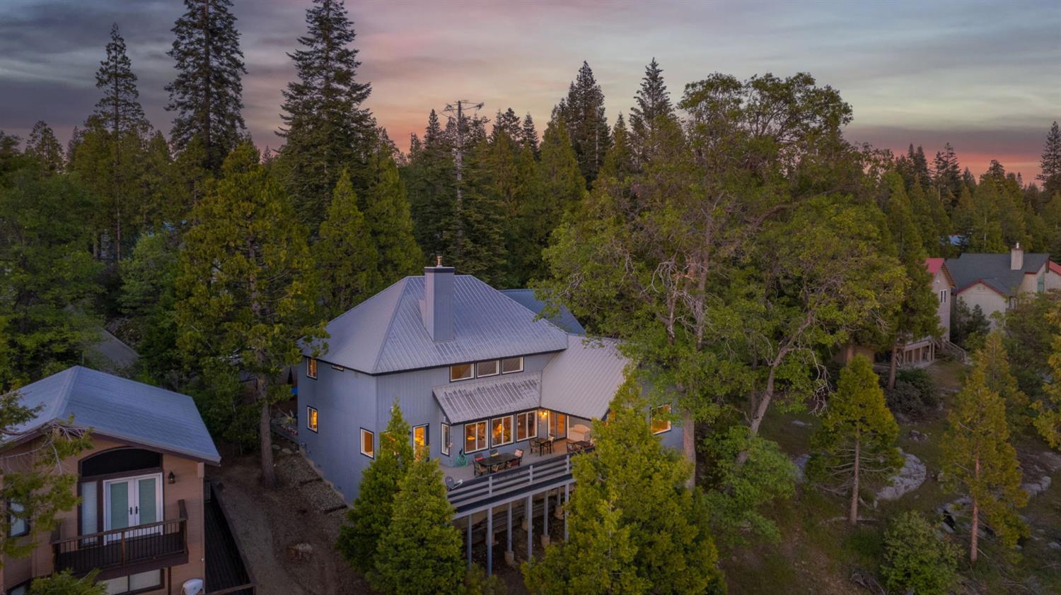 39649 Crest Point Ln, Shaver Lake, CA 93664