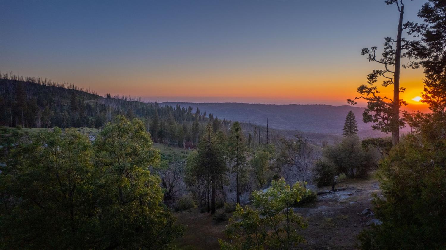 39649 Crest Point Ln, Shaver Lake, CA 93664