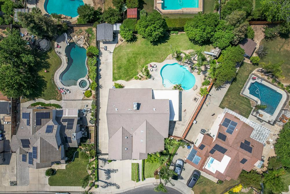 170 N Anderson Ave, Clovis, CA 93612