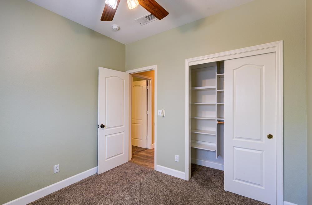 170 N Anderson Ave, Clovis, CA 93612
