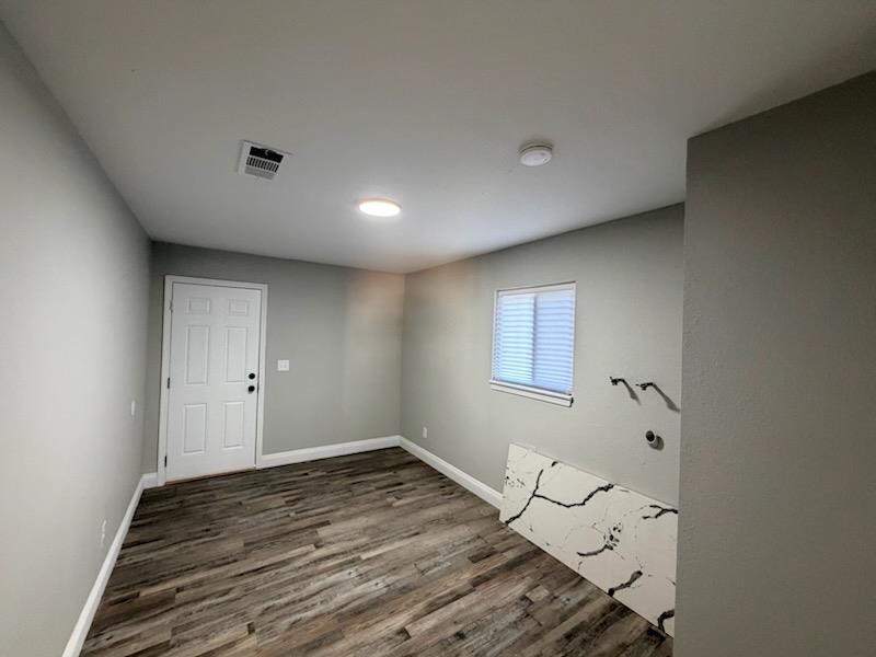 2448 Snyder Ave, Selma, CA 93662