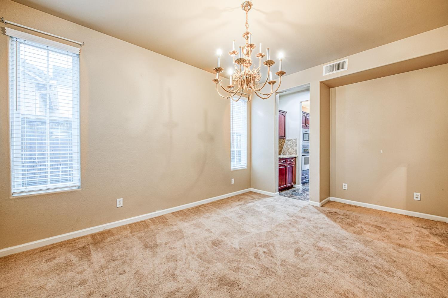 11078 Sawtooth Peak Way, Clovis, CA 93619