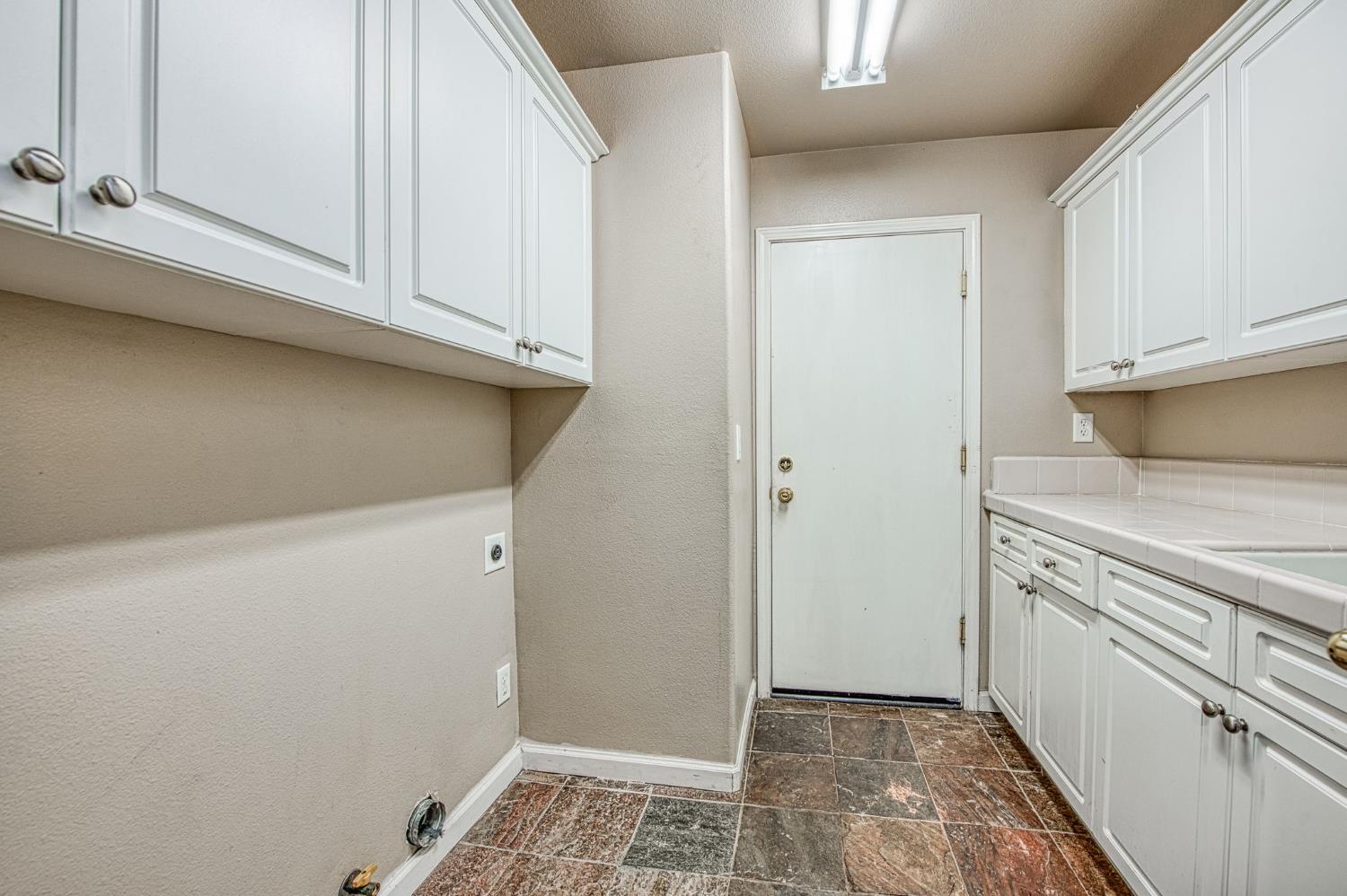 11078 Sawtooth Peak Way, Clovis, CA 93619