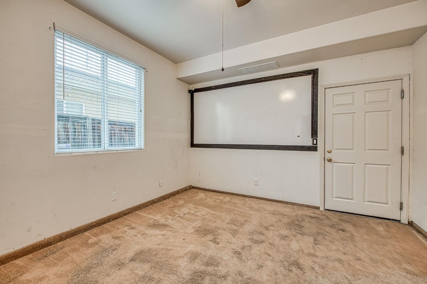 11078 Sawtooth Peak Way, Clovis, CA 93619