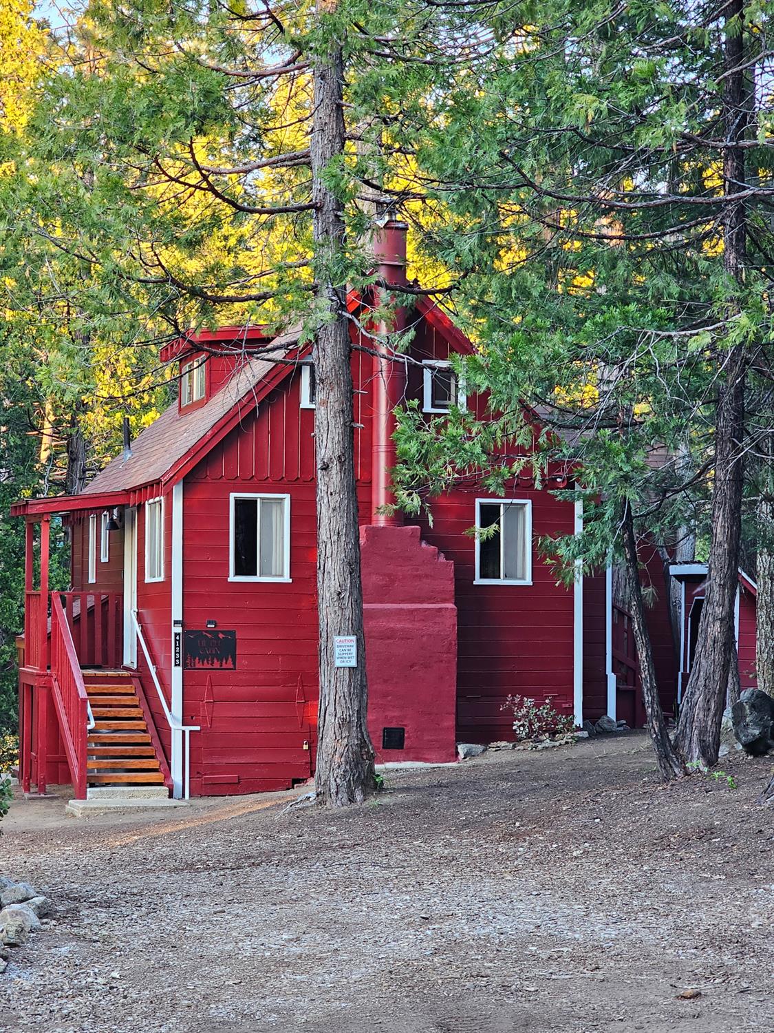 41233 Rock Rd, Shaver Lake, CA 93664
