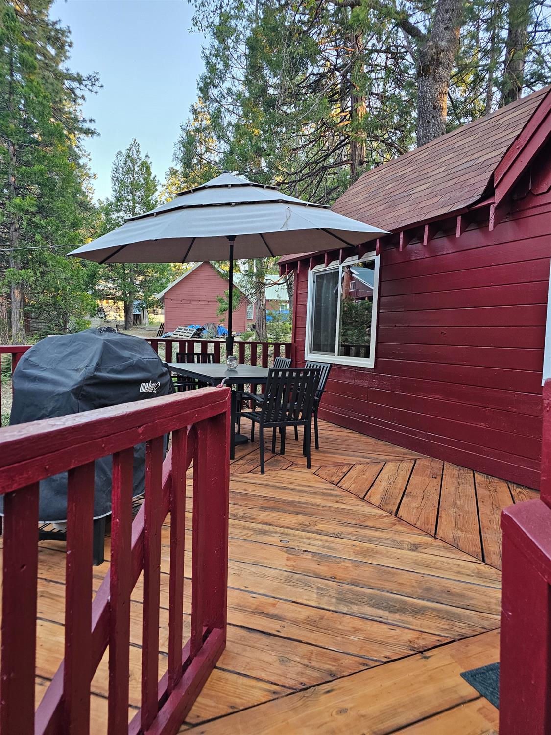 41233 Rock Rd, Shaver Lake, CA 93664