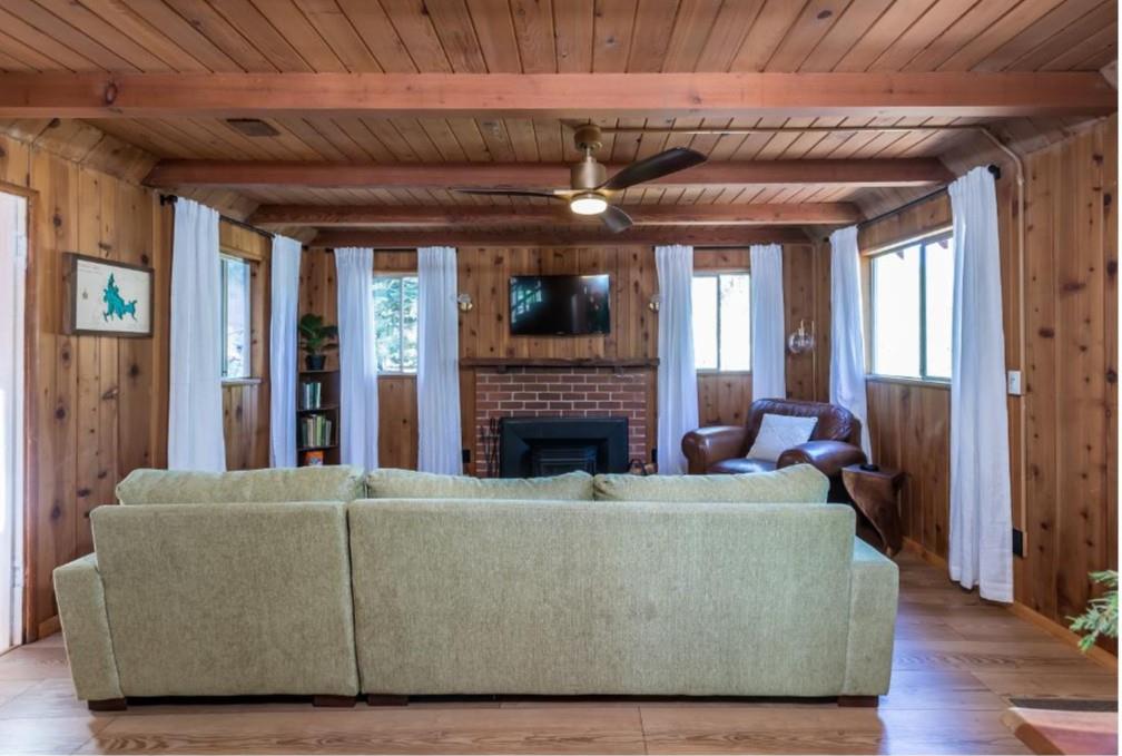 41233 Rock Rd, Shaver Lake, CA 93664