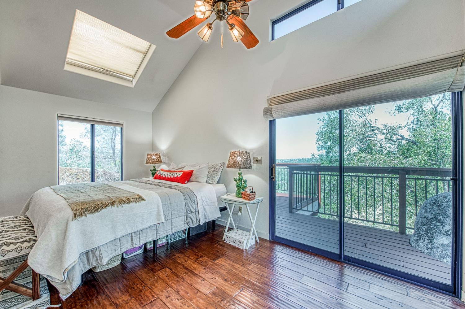 28760 Long Hollow Ct S, Coarsegold, CA 93614
