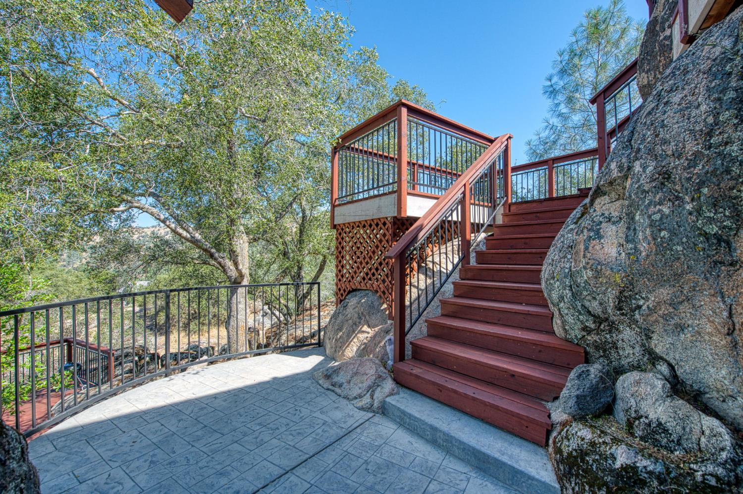 28760 Long Hollow Ct S, Coarsegold, CA 93614