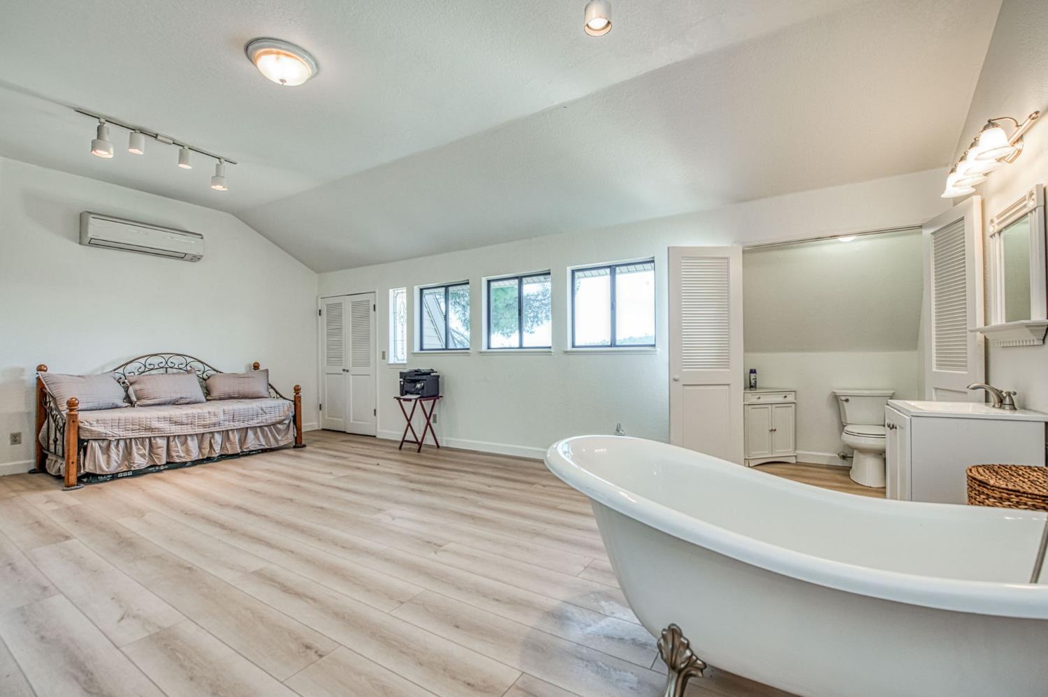 28760 Long Hollow Ct S, Coarsegold, CA 93614
