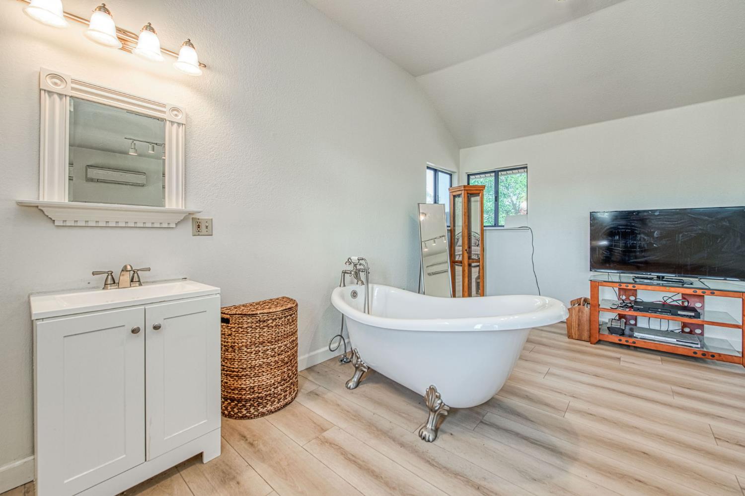 28760 Long Hollow Ct S, Coarsegold, CA 93614