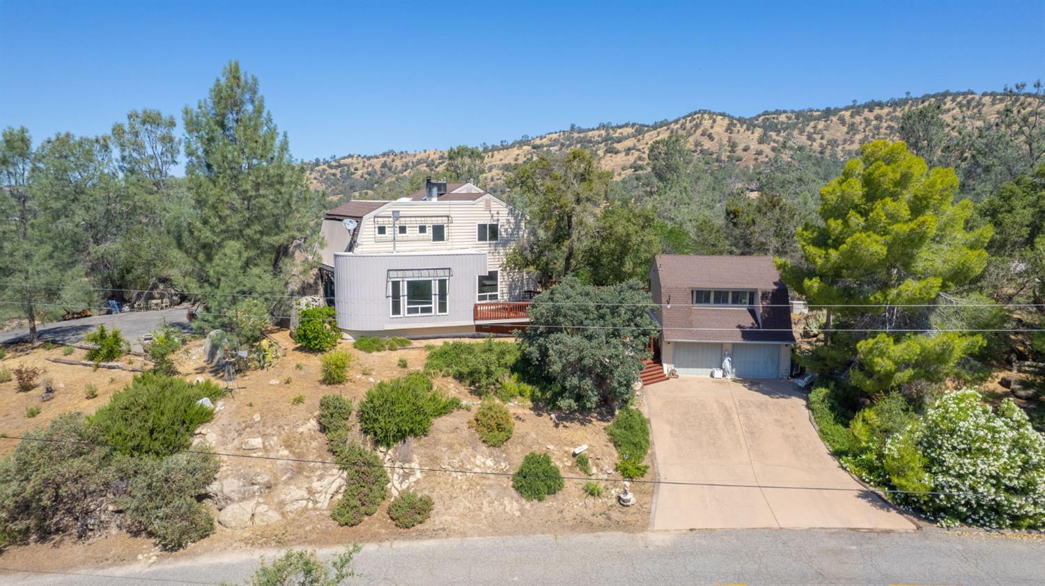 28760 Long Hollow Ct S, Coarsegold, CA 93614