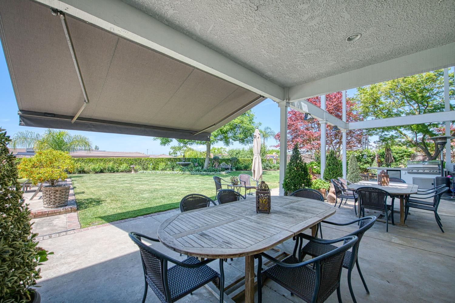 7661 N Pleasant Ave, Fresno, CA 93711