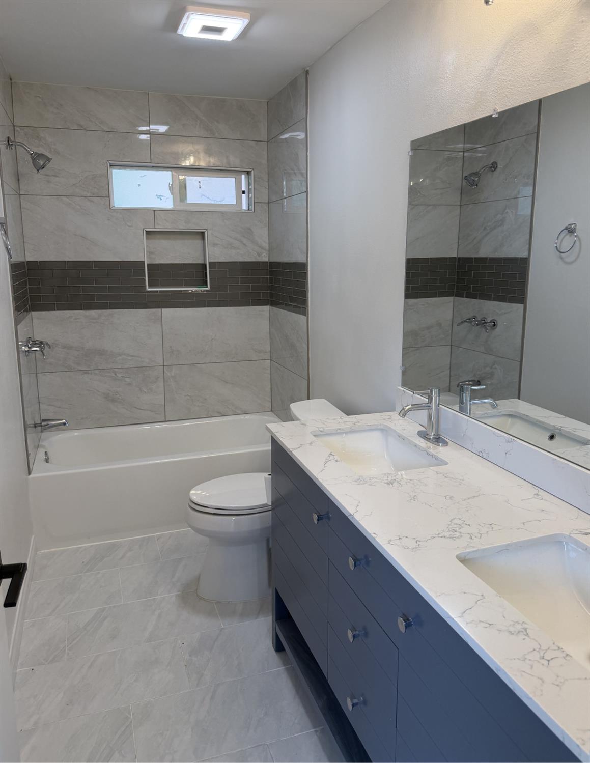 925 Jeffrey St, Bakersfield, CA 93305